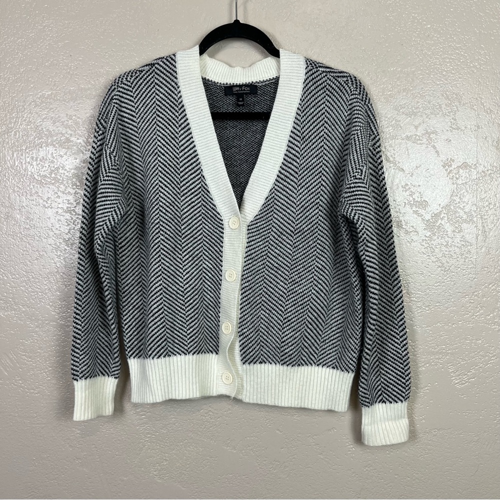 5 for‎ $30 Witty fox women long sleeve bottoms white black sweater cardigan XS